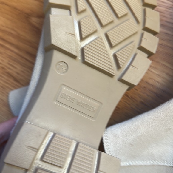 Steve Madden Howler boot in sand suede size 7.5 - Picture 7 of 8